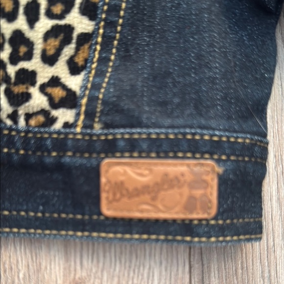 Wrangler Black Jean Jacket and pants with Leopard Accents Size 0-3 months - Picture 6 of 8